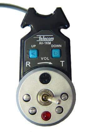 2049-AV-1KM-Y-Kit-manos-libres-para-emisora-VHF-YAESU.jpg AV-1KM-Y - Kit manos libres para emisora VHF YAESU