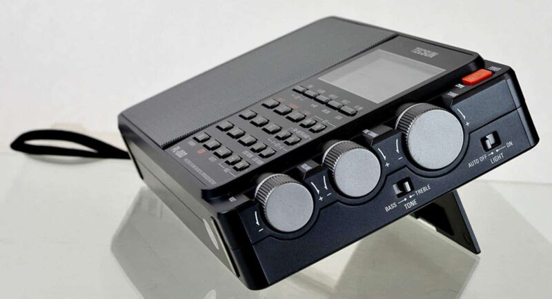 PL-880 TECSUN AM-FM-SW MULTIBANDA - Imagen 7