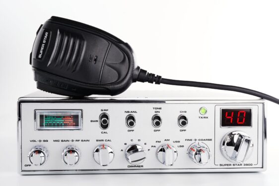 SUPER STAR 3900 EDICION 2023 EMISORA móvil de CB 27 Mhz AM/FM/USB/LSB