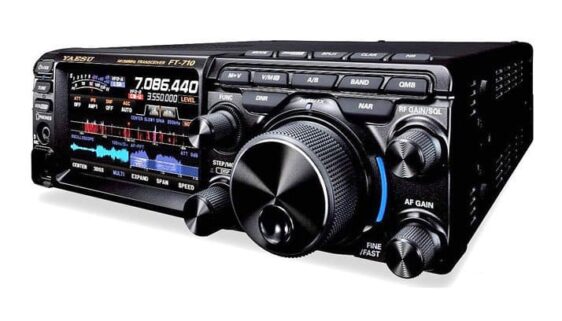 FT-710 YAESU HF TRANSCEIVER AESS 100W con ATU full SDR, pantalla táctil de 4.3", conexión para monitor DVI-D externo
