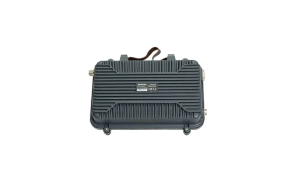 JETFON RPT‑U10 REPETIDOR UHF‑FM COMERCIAL 400‑480 MHz 16 CANALES ALTA COBERTURA