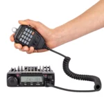 EMISORA MÓVIL VHF DYNASCAN M-6D-V 70W 200 CANALES