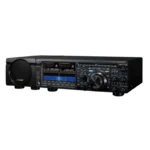 Panel frontal del Yaesu FTDX101MP con pantalla táctil de 7 pulgadas